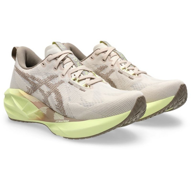 Asics NovaBlast 5 - Bege/Marrom